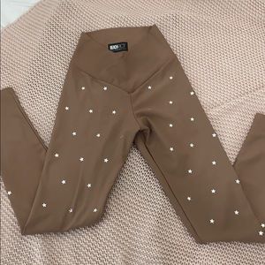 V Waist Workout Legging with stars